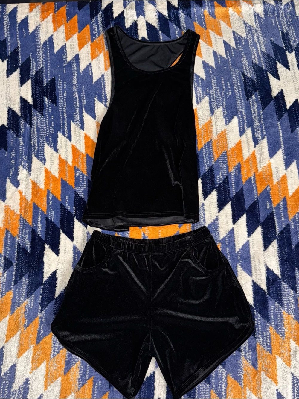 JJ Malibu velvet like suit 2 piece set shorts and tank top size small black